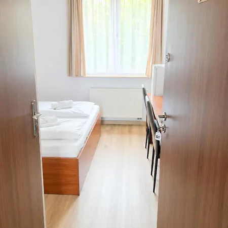 ホテル Endhotel