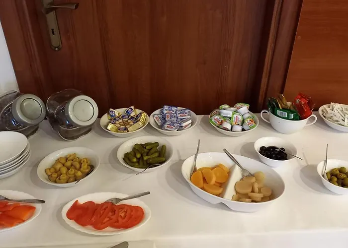 Отель Endhotel *